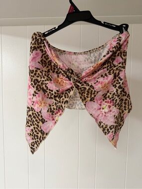 Pink Floral Leopard Print Women's top